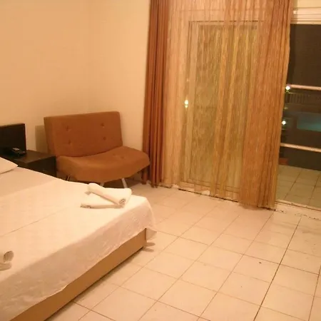 ホテル Alacati Golden Resort