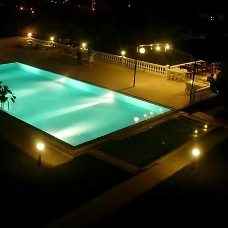 Alacati Golden Resort Hotel Çeşme