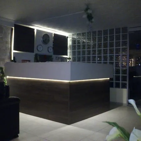 阿拉卡提金度假酒店 酒店 3*