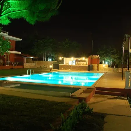 阿拉卡提金度假酒店 Çeşme