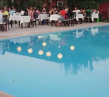Alacati Golden Resort Hotel 3*